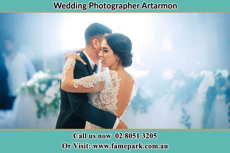 Photo of the Groom and the Bride dancing Artarmon NSW 2064